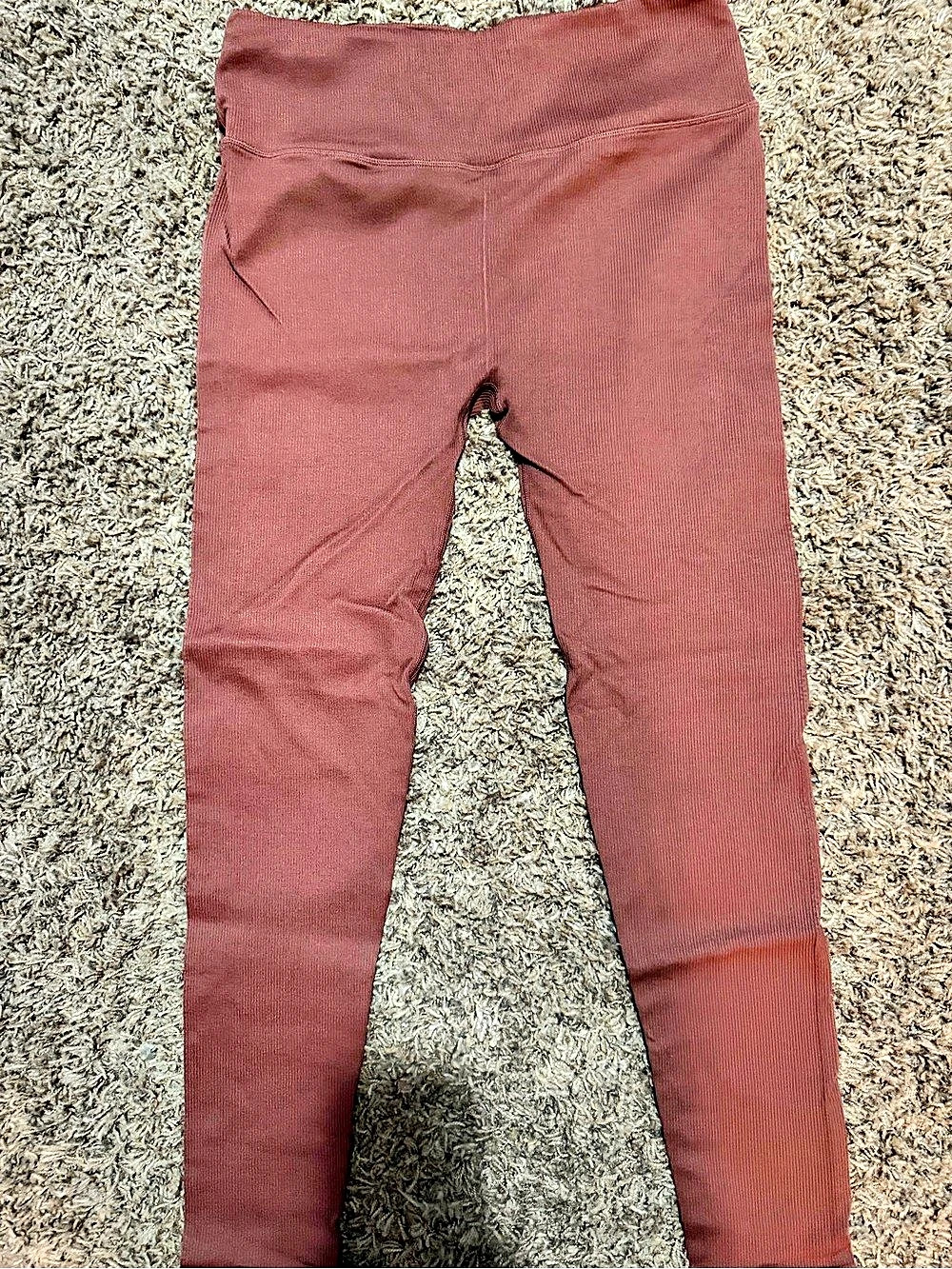 Fabletics Women's maroon Leggings Size XL